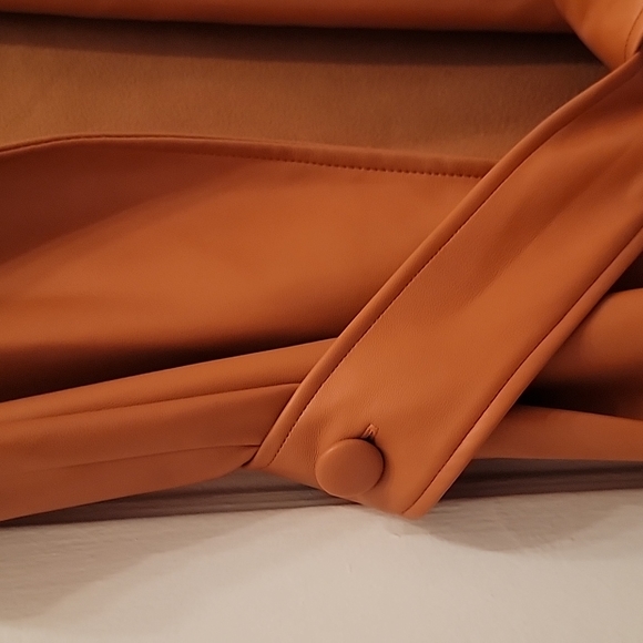 Jacket - Picture 3 of 3